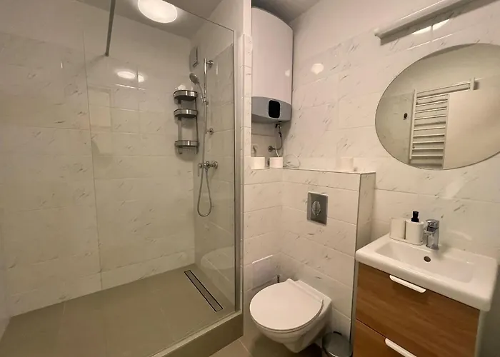 Luxe 4br 3* スプリト