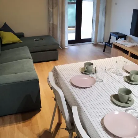 Luxe 4br Guest house Split