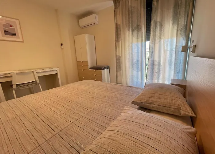 Luxe 4br بيت ضيافة