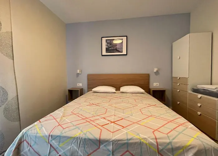 Luxe 4br بيت ضيافة سبليت